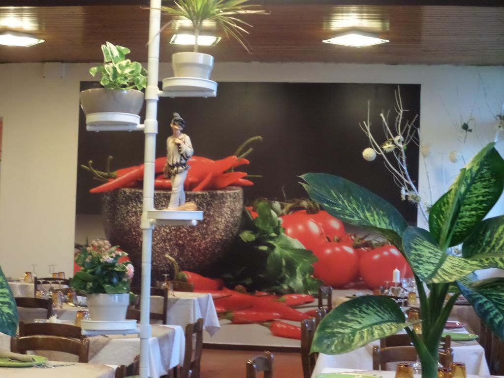 La Locanna Otel Serramazzoni Dış mekan fotoğraf